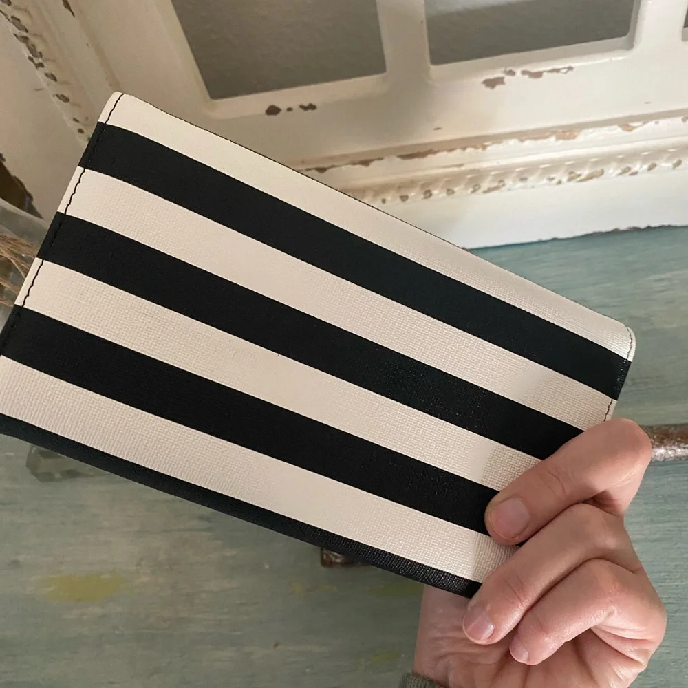 Kut from the Kloth black and white‎ stripped wallet